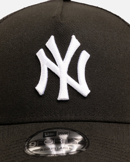 New Era New York Yankees 9FORTY A-Frame Trucker Snapback Black
