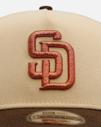 New Era San Diego Padres 'Vintage' 9FORTY A-Frame Snapback Vegas Gold