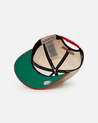 Mitchell & Ness Boston Red Sox 'Washed Cotton' Deadstock Snapback Off White