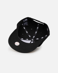 New Era Atlanta Braves 'Military Patch' Pre-Curved Golfer Snapback Black