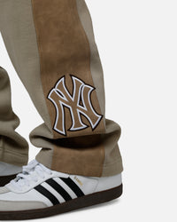 Pro Standard New York Yankees Panel Sweatpants Tan