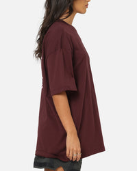 Nike Women's Sportswear Country Club Graphic Oversized T-Shirt Burgundy