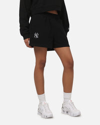 New Era Women's New York Yankees Shorts Black