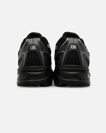 New Balance 740 Black/Silver