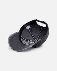 Von Dutch Big Distressed Dad Strapback Washed Black