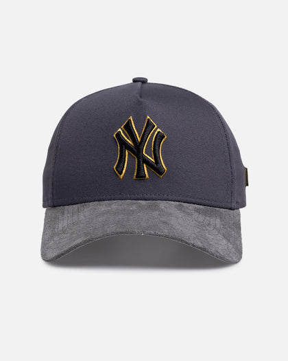 New Era New York Yankees 'Suede Visor' 9FORTY A-Frame Snapback Graphite