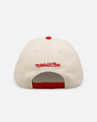 Mitchell & Ness Boston Red Sox 'Washed Cotton' Deadstock Snapback Off White