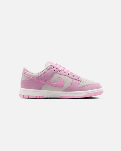 Nike Women's Dunk Low SE Pink
