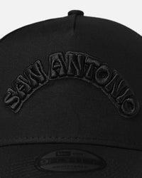 New Era San Antonio Spurs 'NBA Black On Black' 9FORTY A-Frame Snapback Black