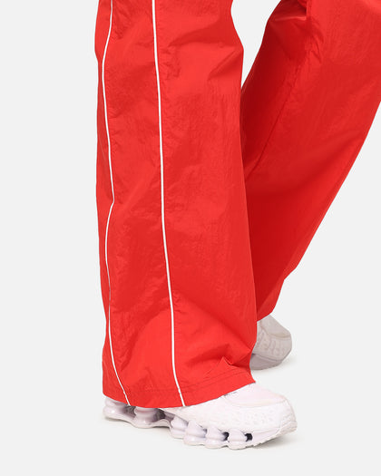 Nike Women's Sportswear High-Waisted Woven Open-Hem Pants University Red/Sail