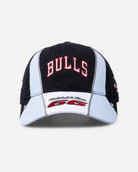 Mitchell & Ness Chicago Bulls Circuit Strapback Black/Blue
