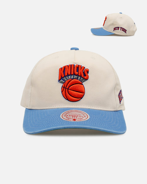 Mitchell & Ness New York Knicks 'Washed Cotton' Deadstock Snapback Off White
