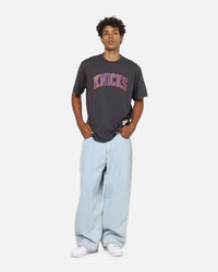 Mitchell & Ness New York Knicks Arch T-Shirt Washed Black