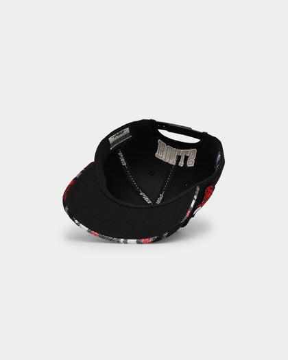 Pro Standard Chicago Bulls Prop Prep Plaid Snapback Black