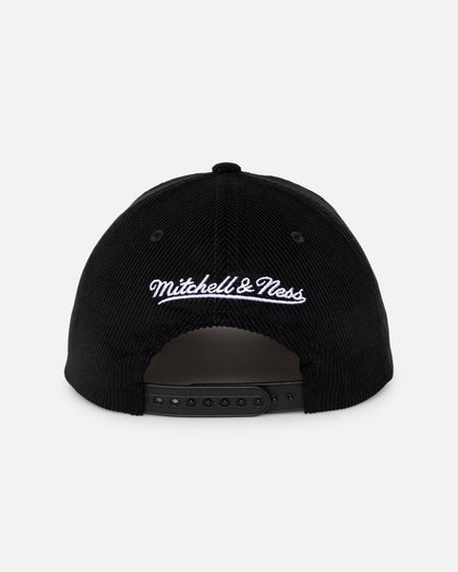 Mitchell & Ness Chicago Bulls Laguna Redline Panel Snapback Black