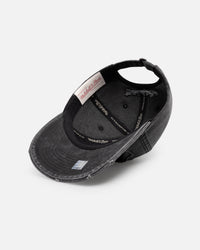 Mitchell & Ness New York Knicks 'Destroyed' Dad Fit Strapback Washed Black