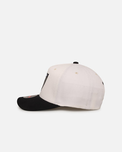 Mitchell & Ness Las Vegas Raiders 'Go Team Go' MVP Snapback Off White/Black