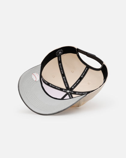 47 Brand Boston Red Sox 'Washed Black Visor' 47 Offside Snapback Natural