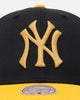Mitchell & Ness New York Yankees "Enter The Dragon" Pro Crown Snapback Black/Ochre