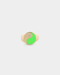 Wild For The Weekend Yin Yang Signet Ring (Large) Gold