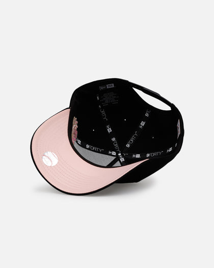 New Era Chicago Cubs 'Satin Flower' 9FORTY A-Frame Snapback Black/Pink