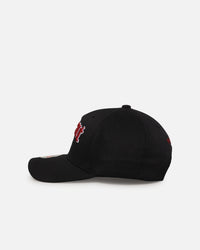 Mitchell & Ness Miami Heat 'Old English Classic' MVP Snapback Black