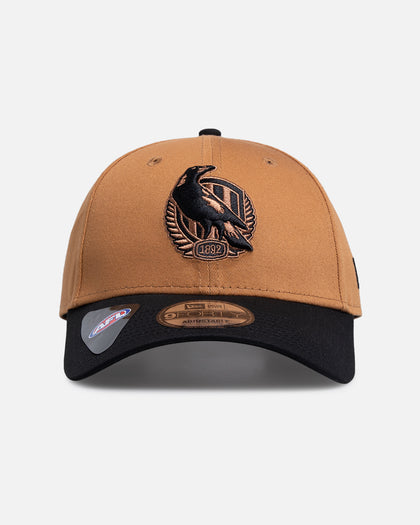 New Era Collingwood Magpies 'AFL 2026' 9FORTY Strapback Med Beige