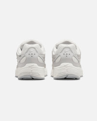 Nike Women's P-6000 SE Summit White/Wolf Grey