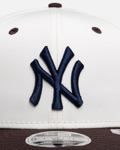 New Era New York Yankees 'Prolite Chrome' 9SEVENTY Snapback