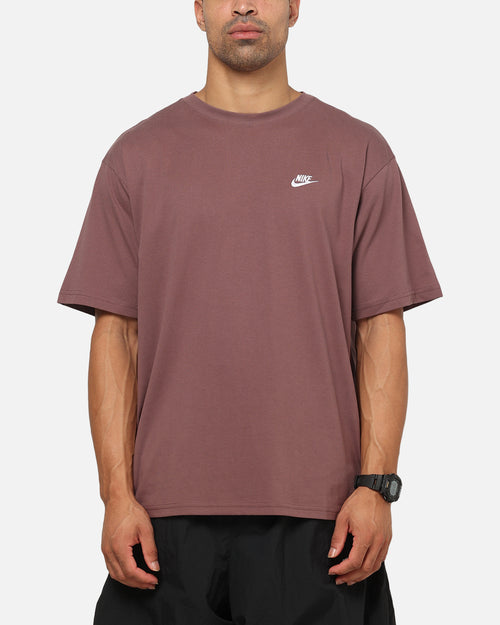 Nike Sportswear Club Max T-Shirt Tattoo