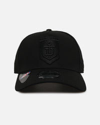 New Era Fremantle Dockers 'Triple Black' 9FORTY A-Frame Snapback Black