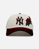 New Era New York Yankees 'Velvet Roses' 9FORTY A-Frame Snapback Chrome