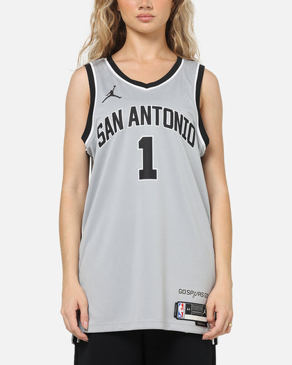 Nike Victor Wembanyama San Antonio Spurs 2025/26 Statement Edition Dri-FIT NBA Swingman Jersey Silver