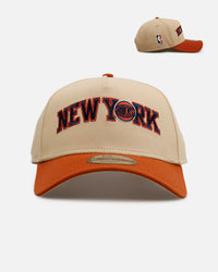 New Era New York Knicks 'Vintage' 9FORTY A-Frame Snapback Vegas Gold