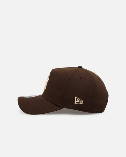New Era New York Yankees 'Stay Classy' 9FORTY A-Frame Snapback Walnut