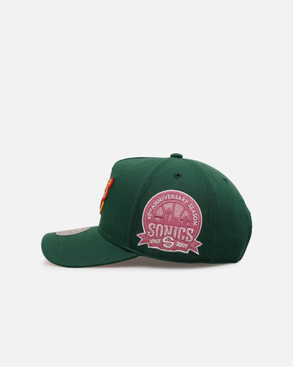 Mitchell & Ness Seattle Supersonics 'Pink Side Patch' Pro Pinch Snapback Official Team Color