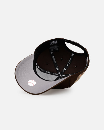 New Era New York Yankees 'Stay Classy' 9FORTY A-Frame Snapback Walnut