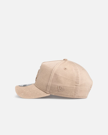 New Era Los Angeles Dodgers 'Dirty Wash' 9FORTY A-Frame Snapback Camel