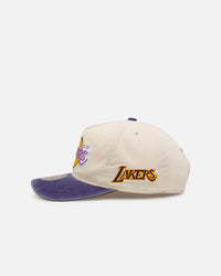 Mitchell & Ness Los Angeles Lakers 'Washed Cotton' Deadstock Snapback Off White