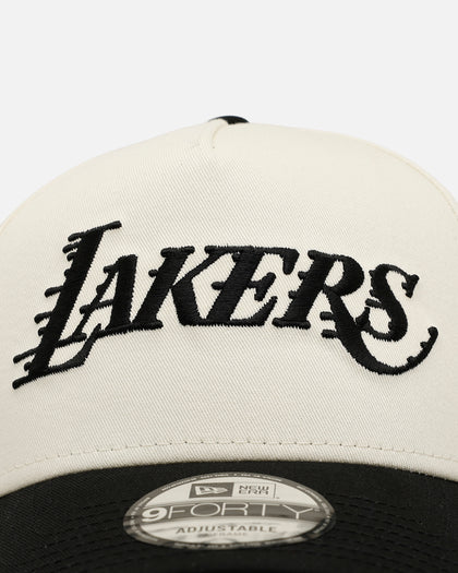 New Era Los Angeles Lakers 'Easy Chrome Black' 9FORTY A-Frame Snapback Chrome/Black