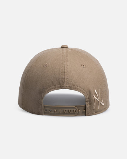 New Era New York Yankees 'Applique Distressed' 9FORTY A-Frame Snapback Beige/Khaki