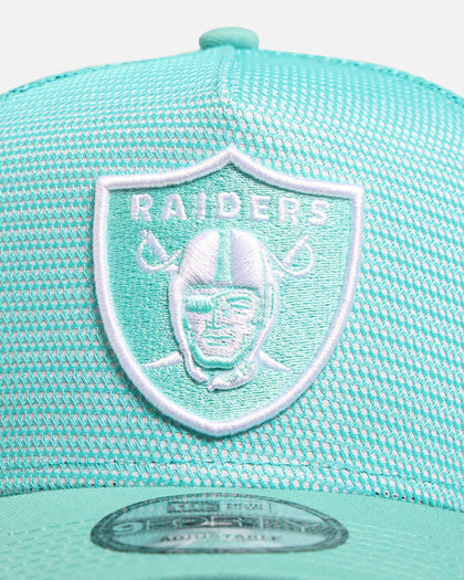 New Era Las Vegas Raiders 'Polychromatic Mesh' 9FORTY A-Frame Snapback Mint/White