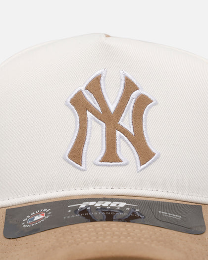 Pro Standard New York Yankees 'Panel' Pro Pinch Strapback White/Tan