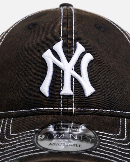 New Era New York Yankees "Stencil Distress" 9Twenty Strapback Black