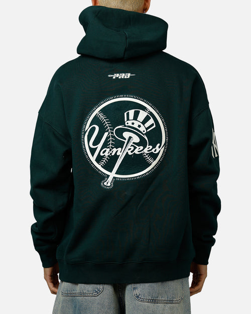 Pro Standard New York Yankees Tapestry 2.0 Hoodie Dark Green