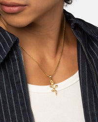 Saint Morta Rose Pendant Chain Gold