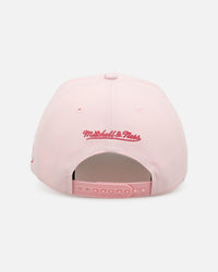 Mitchell & Ness Cincinnati Reds 'Pink Camo' Pro Pinch Snapback Pink
