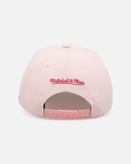 Mitchell & Ness Cincinnati Reds 'Pink Camo' Pro Pinch Snapback Pink