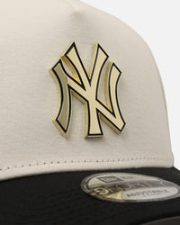 New Era New York Yankees 'Gold Medal Badge' 9FORTY A-Frame Snapback White/Black/Green