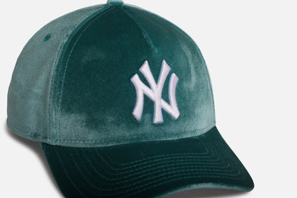 New Era New York Yankees 'Velvet Dreams 2.0' 9FORTY A-Frame Snapback Pine Green
